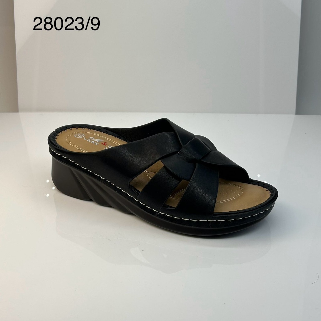 شبشب 28023/9 اسود 37-41   F6 C4